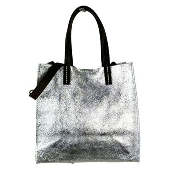 Sac shopping en cuir brillant et trousse de toilette intérieure. Mode femme 13