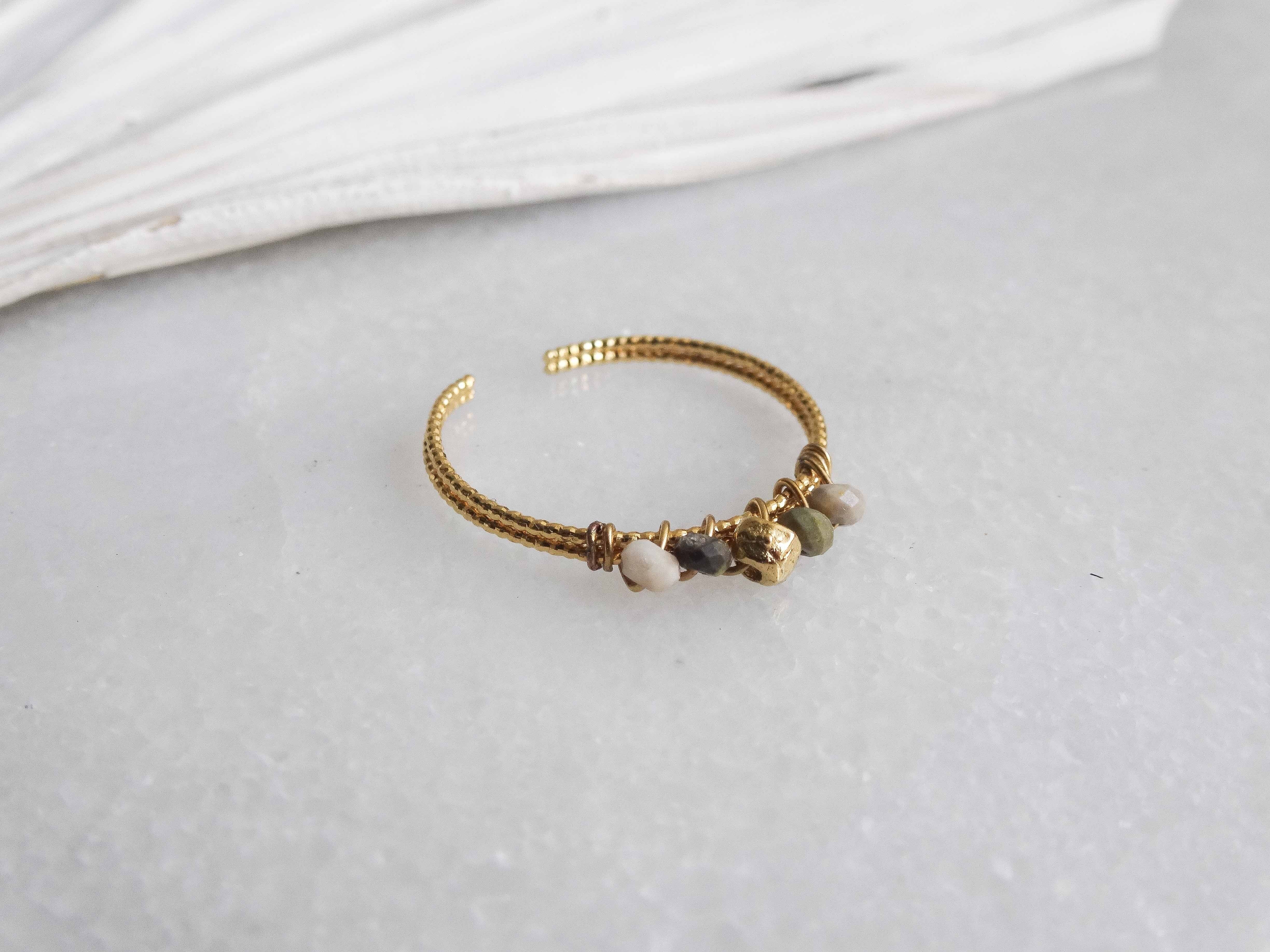 BLOOM ring