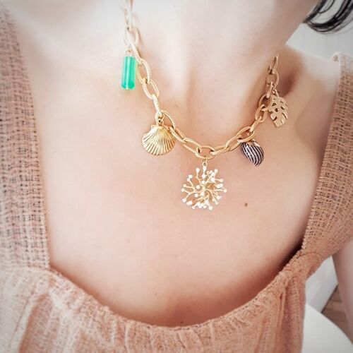 Collier Ugo, acier inoxydable, zamac doré, coquillage, résine et jade