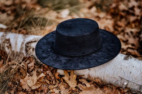 Hut mit breiter Krempe, handgefertigter Hut, flache Krempe Hut, Boho Hut aus Wildleder
