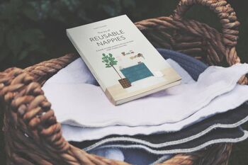 The Joy of Reusable Nappies par Laura Tweedale - Un livre pour aider les parents à s'épanouir dans leur aventure avec les couches lavables 1