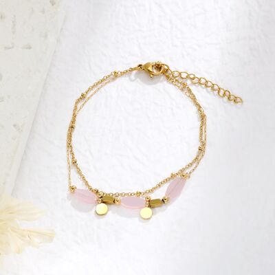 Goldenes Armband mit Anhänger und rosa Perlen