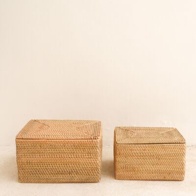 Storage basket with lid Shelf basket made of rattan beige Hand-woven decorative basket GRAHA (2 sizes)