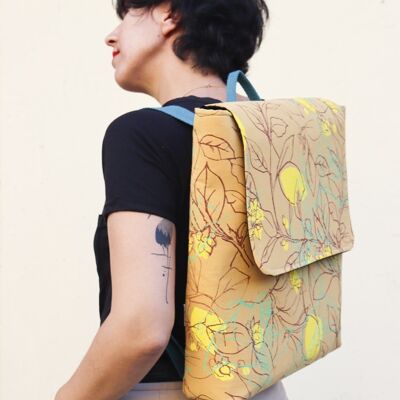 Lemons flap backpack