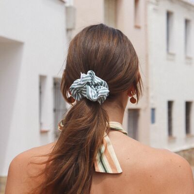 Lo scrunchie stagionale a righe
