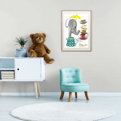Poster - Elefante in un negozio di porcellane