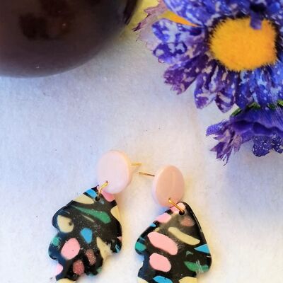 Handmade, hypoallergenic and lightweight earrings. liquorice collection