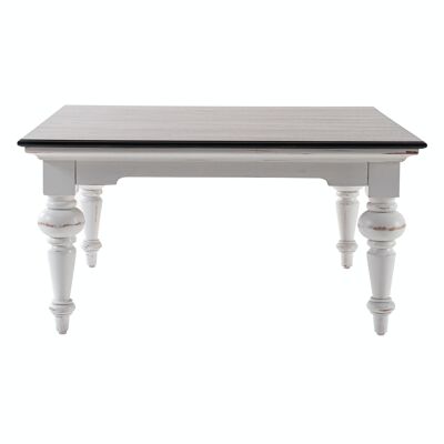 Tavolino quadrato in stile provenzale
