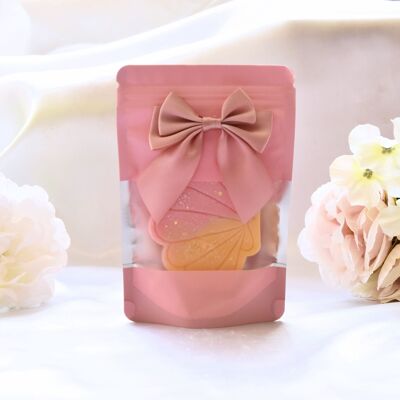 Fondant scented with cotton flower in shell shape for perfume burner