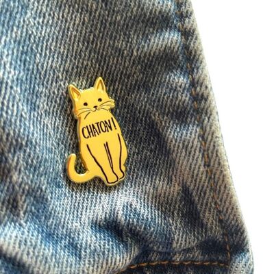 Kitten pin