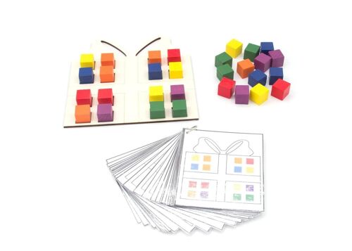 Wrapping presents - Package 1: game board + attributes + task cards