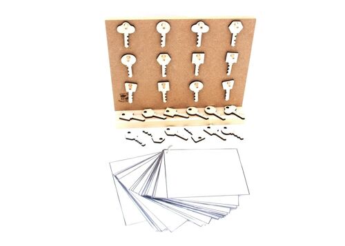 key holder - Package 1: game board + attributes + task cards