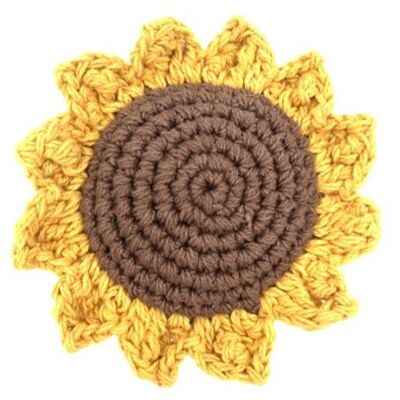 sustainable sunflower brooch - yellow - organic cotton - hand crochet in Nepal