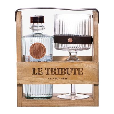 Gin Le Tribute Holz mit Glas