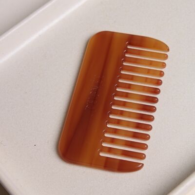 Caramel travel comb