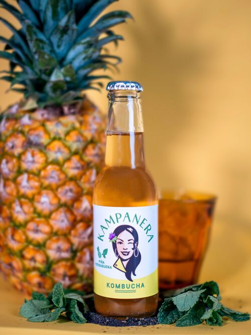 Kombucha de Piña y Hierbabuena