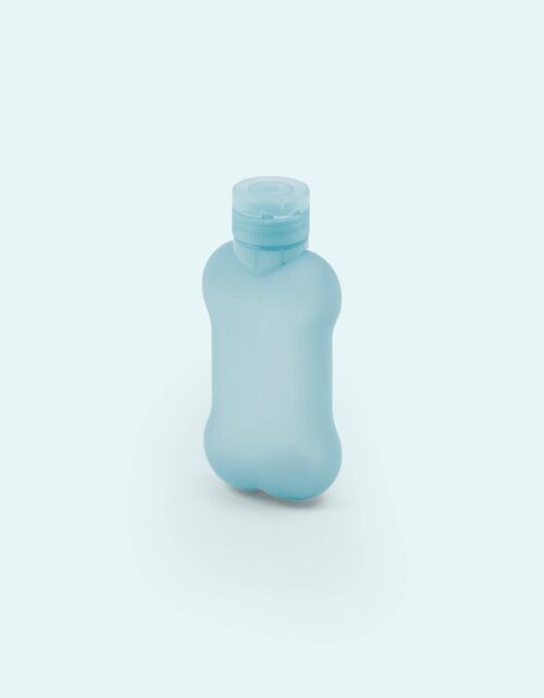 Bottiglietta di design lava pipì in morbido silicone azzurro 1