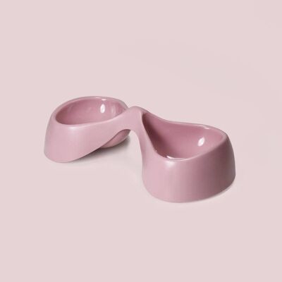 Double bowl for food and water in old pink recycled plastic