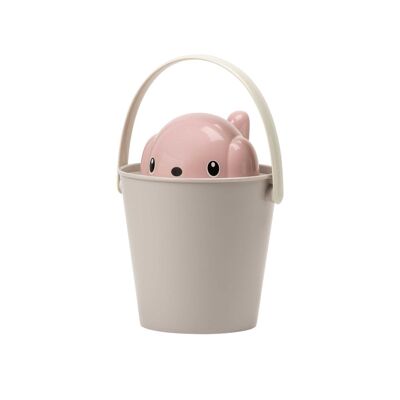 Eco-friendly croquette bucket with pink spatula