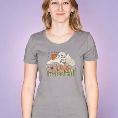 Women's T-Shirt "Mountain Love"