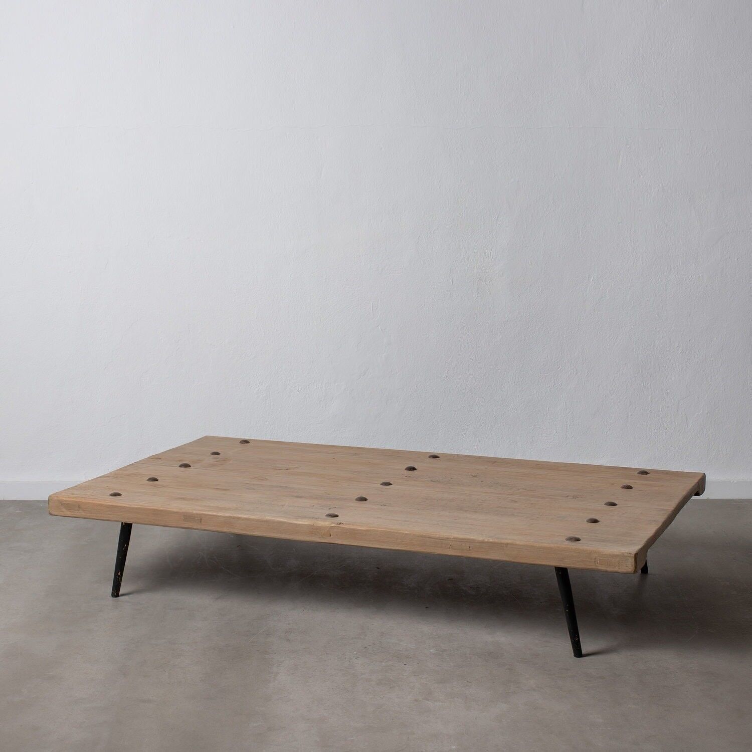 TAVOLINO DA BASSO IN LEGNO DI OLMO NATURALE ST602100