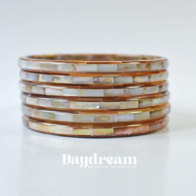 Mother-of-pearl bangle bracelet DAYDREAM - MOANA