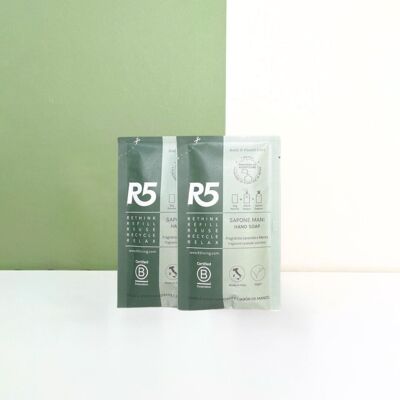 R5 Sapone Mani Refill (Pack 2) - 2 Ricariche = 2 Flaconi da 350ml - Made in Italy