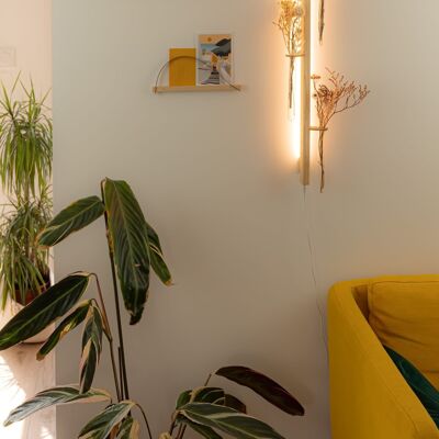 Wall lamp to flower to compose your original, vegetal and luminous decoration.
