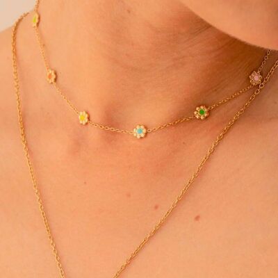 Daisy necklace - 7 enamelled flower drops