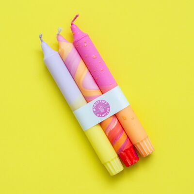 Bougies coniques - paquet de 3 / couleurs vives du coucher du soleil d'été