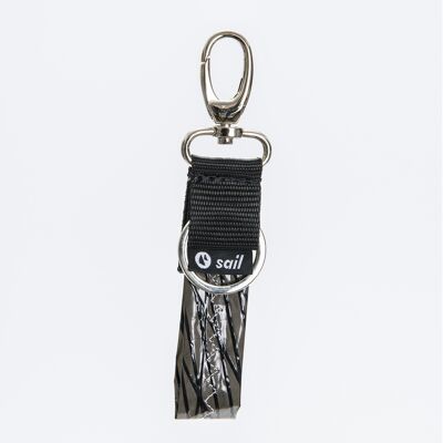 Schlüsselanhänger aus recyceltem Segel – Chio – schwarzes Laminat, dunkel