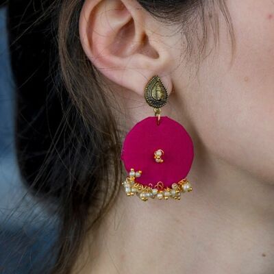 Rosa handgemachte runde Stoff Boho Poth weiße Perle asiatische Jhumka Tropfen Ohrringe