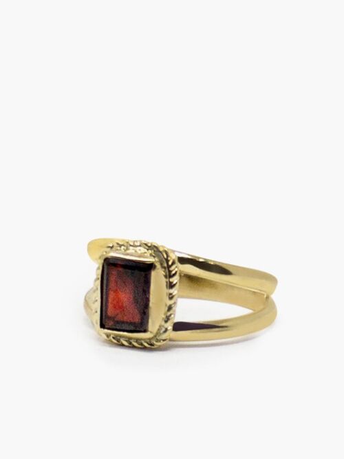 Luccichio Gold Vermeil Garnet Stacking Ring