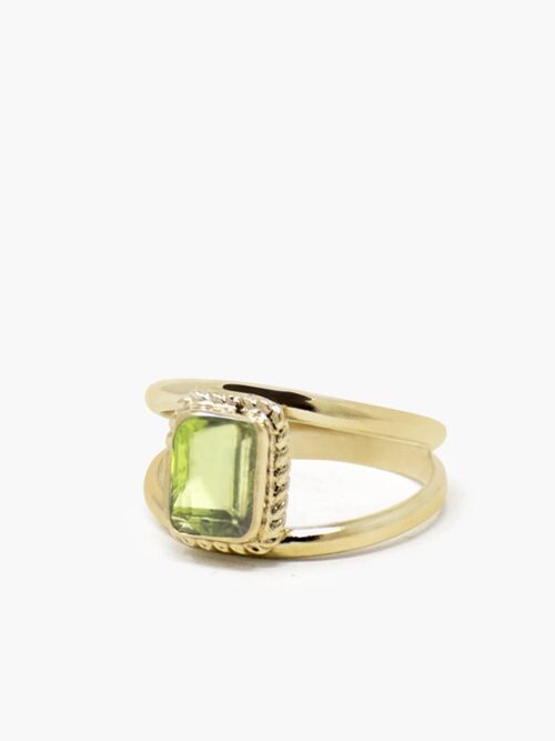 Luccichio Gold Vermeil Peridot Stacking Ring