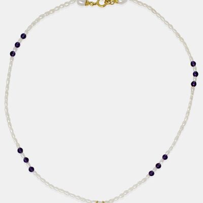 Collana con perle e mini cammeo