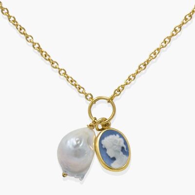 Mini camée bleu ciel avec un collier de perles