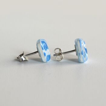 Boucles d'oreilles clous en verre et argent 925, Feuilles bleues, Bijoux durables 3