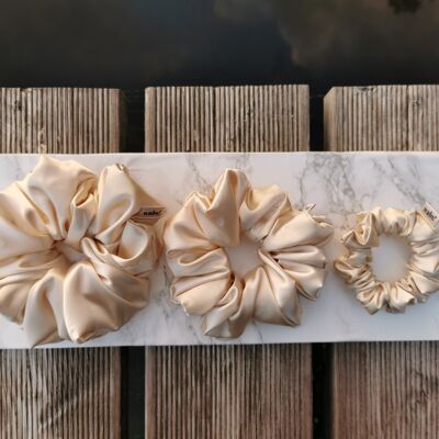 Scrunchie alla crema di champagne
