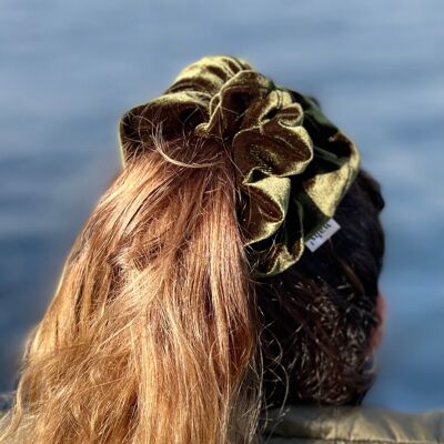 Scrunchie di velluto verde oliva