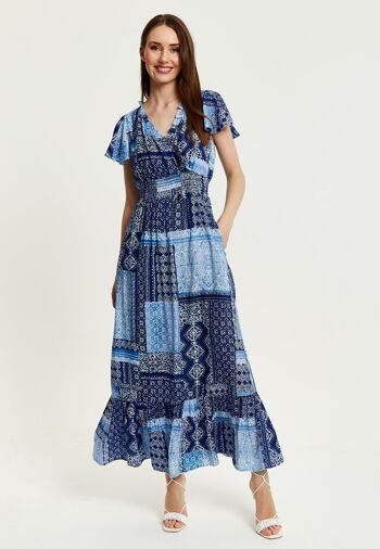 Robe Maxi Imprimé Carreaux Bleu Liquorish Avec Manches Courtes 1