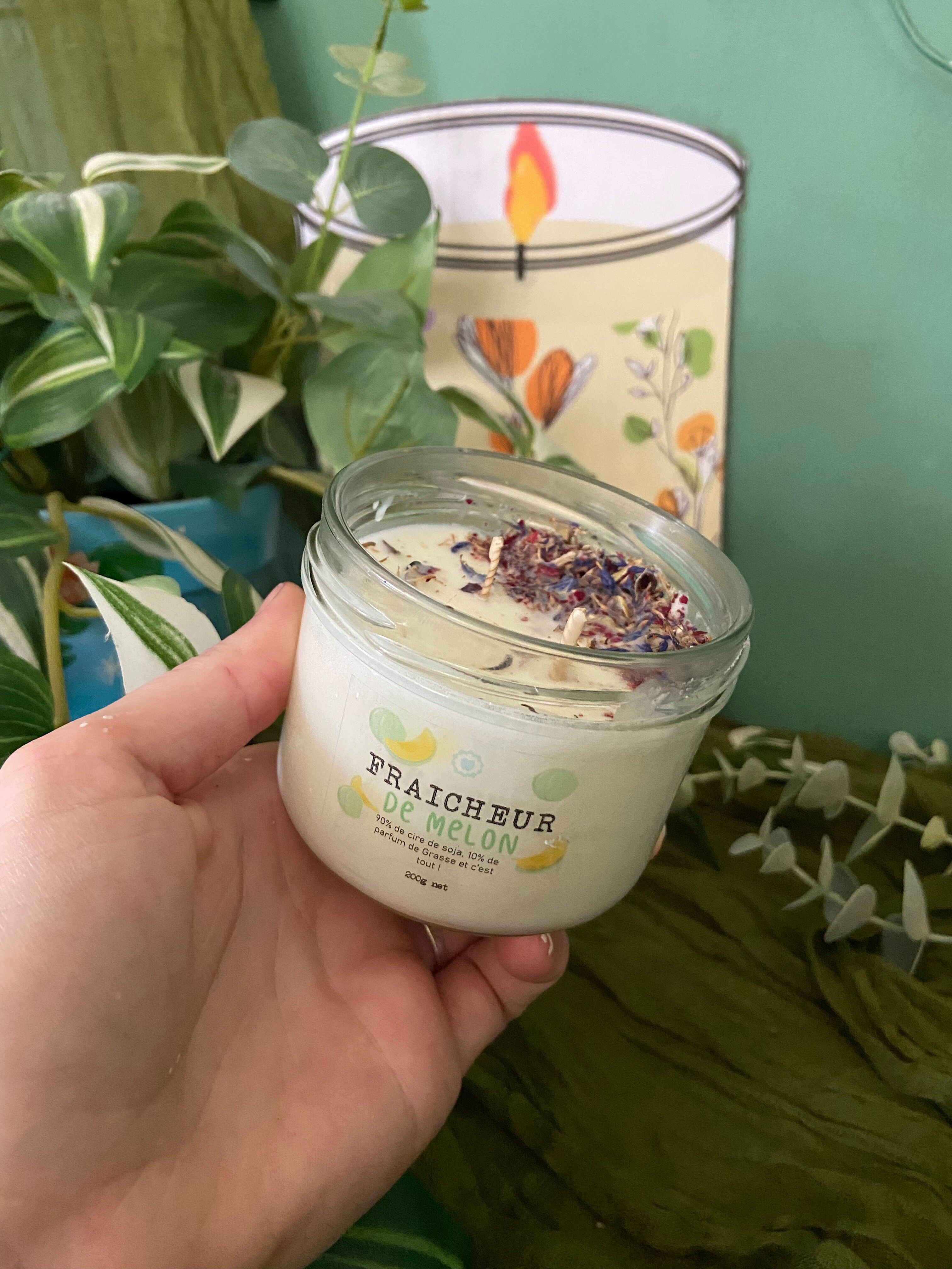 Lotus Flower Candle in Soy Wax & Flower Petals - 80g, 200g or 375g