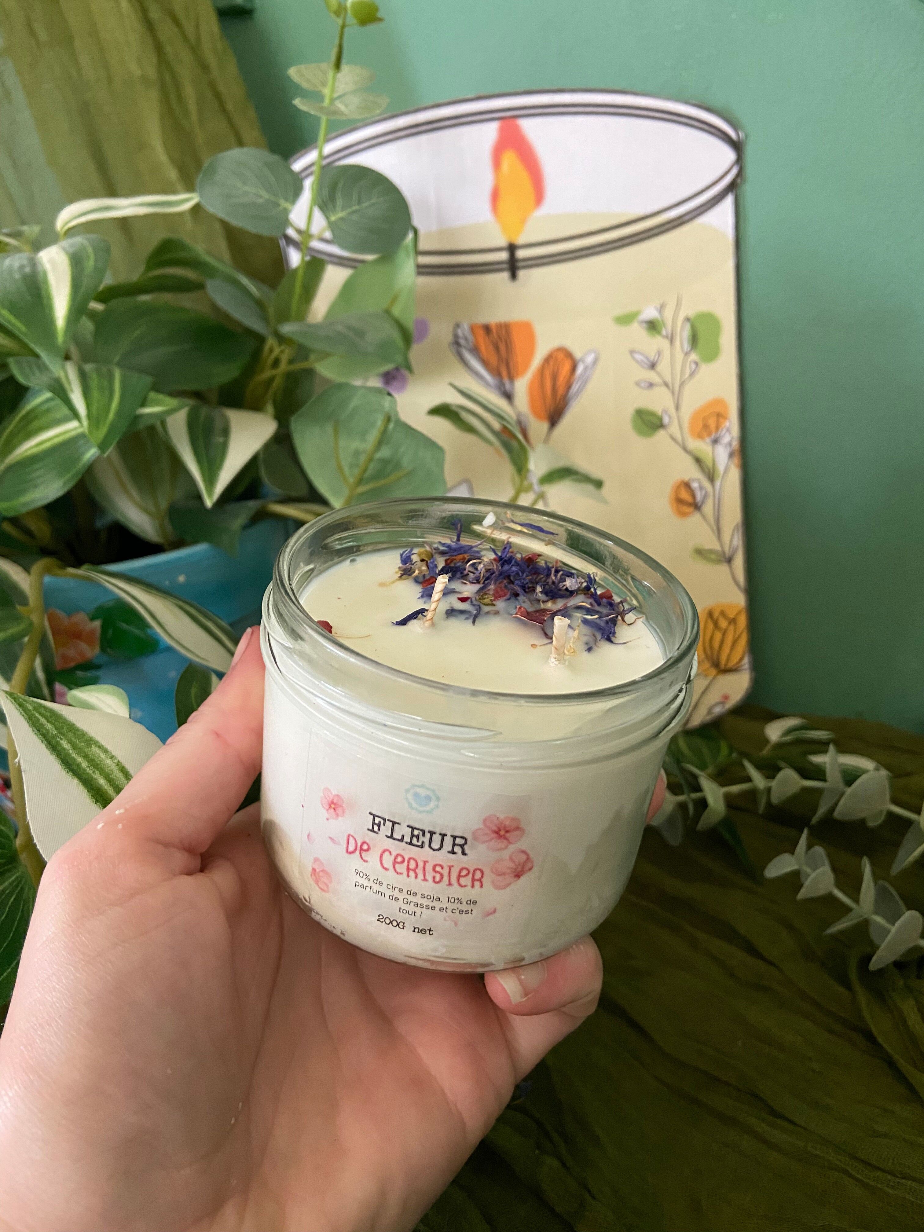 Cherry Blossom Candle in Soy Wax & Flower Petals - 80g, 200g or 375g