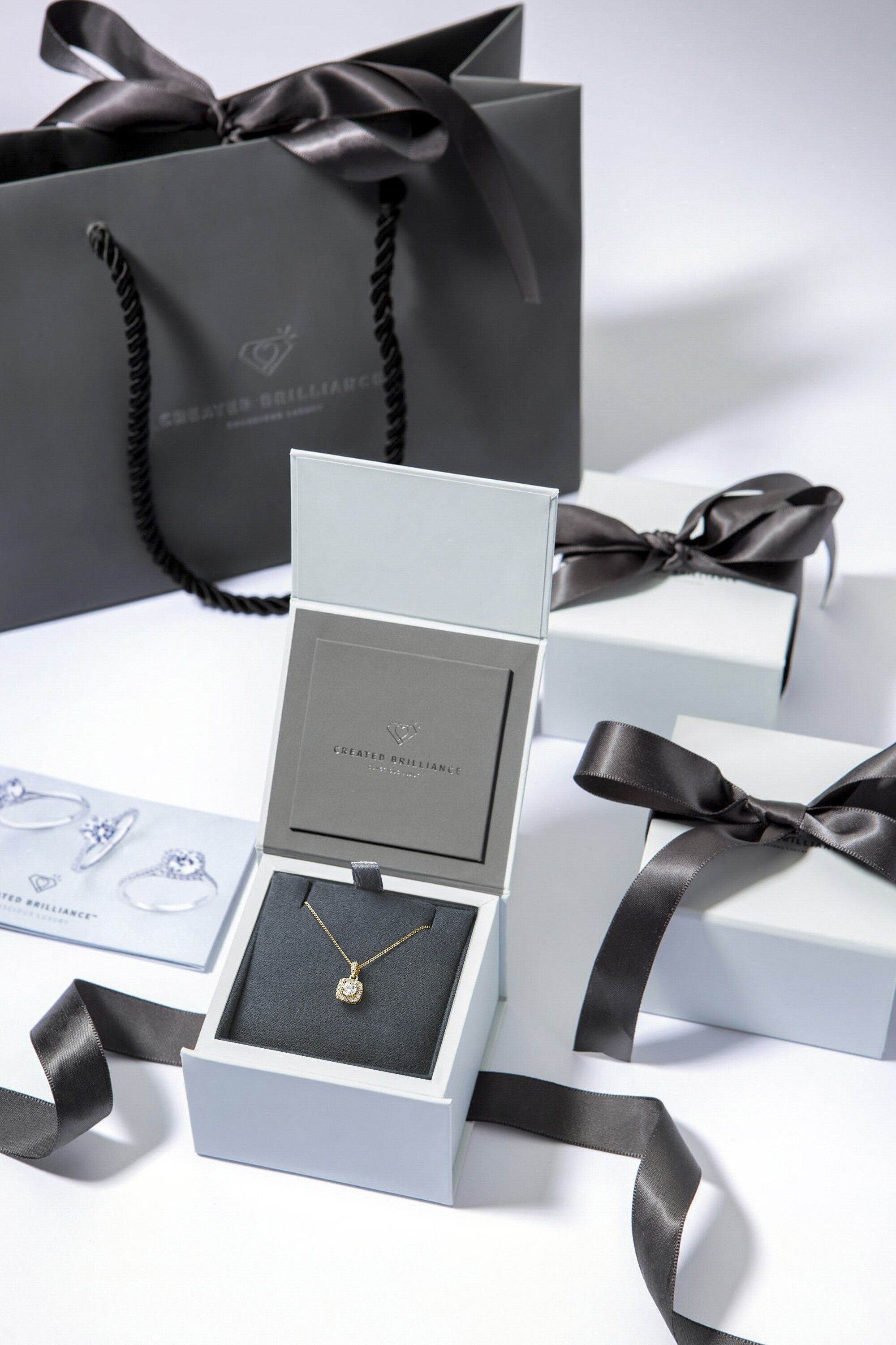 Zoey Created Brilliance Oro giallo da 9 ct 0,33 ct