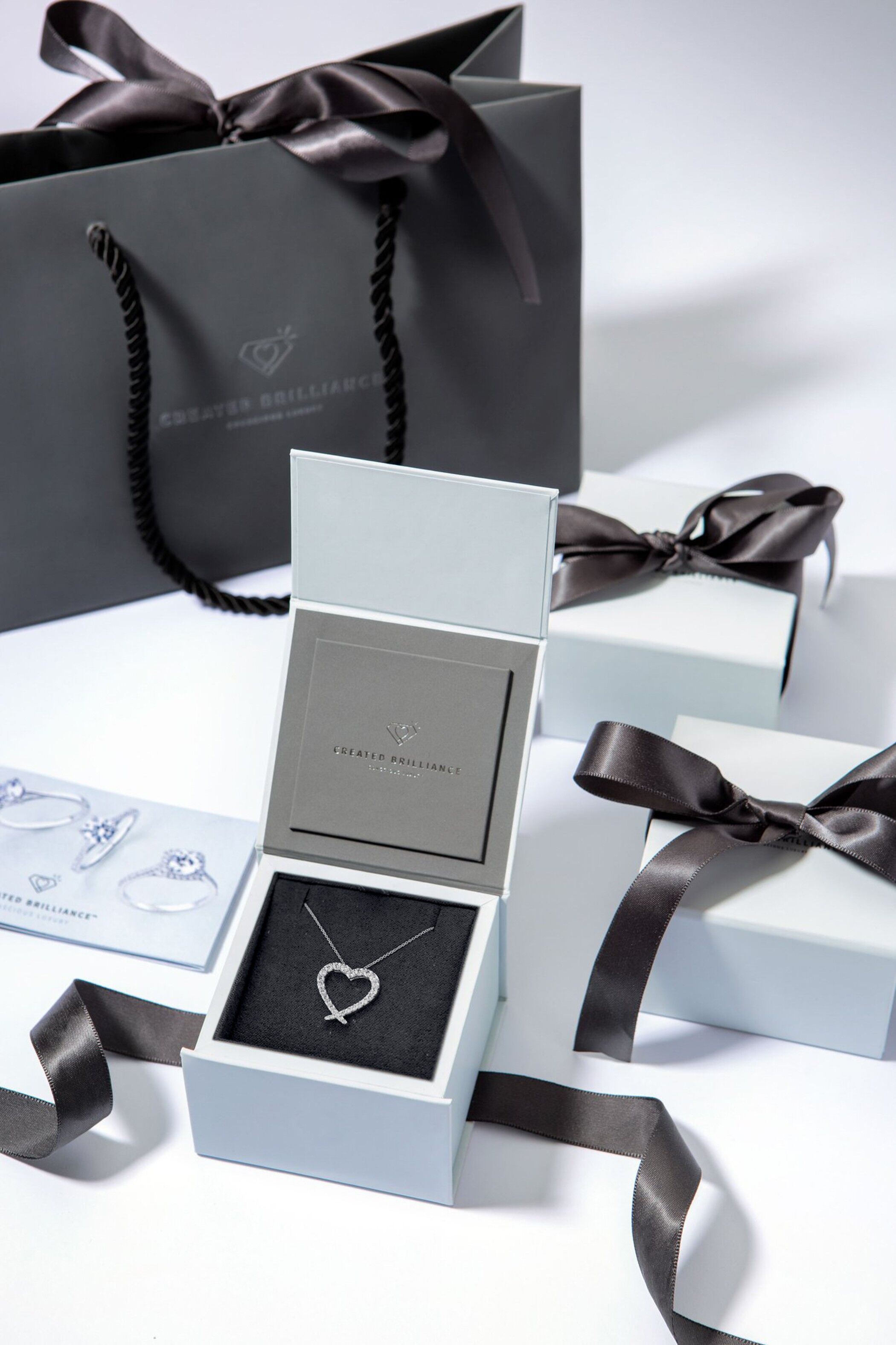 Liza Created Brilliance Oro bianco 9 ct 0,50 ct