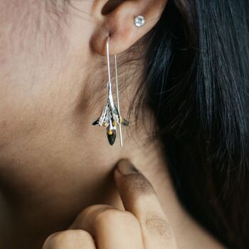 Boucles d'oreilles en fil d'oreille en forme de fil d'oreille à motif floral de lys vintage en argent blanc 1