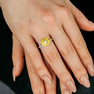 Bague florale délicate de marguerite de Fidget de méditation de tournesol tournante jaune