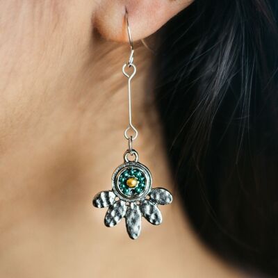 Retro Vintage Ethnic Punk Hammered Leaf Petal Tribal Hippie Drop Earrings