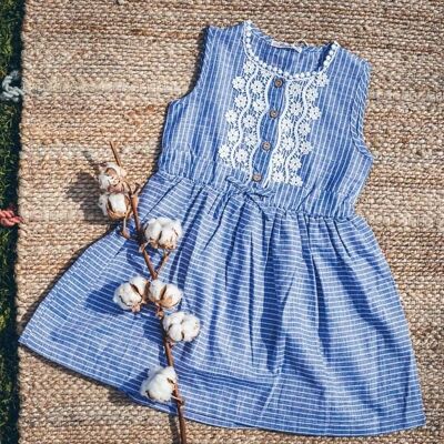 Girls' blue dress with lace