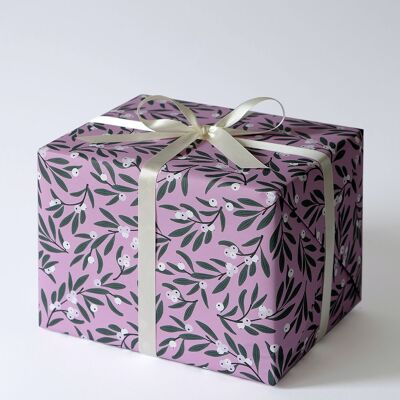 Small Mistletoe wrapping paper
