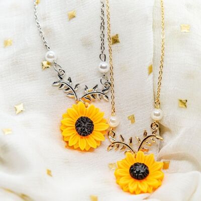 Collar grande con colgante de perla y flor de verano con abalorio floral de margaritas y girasoles